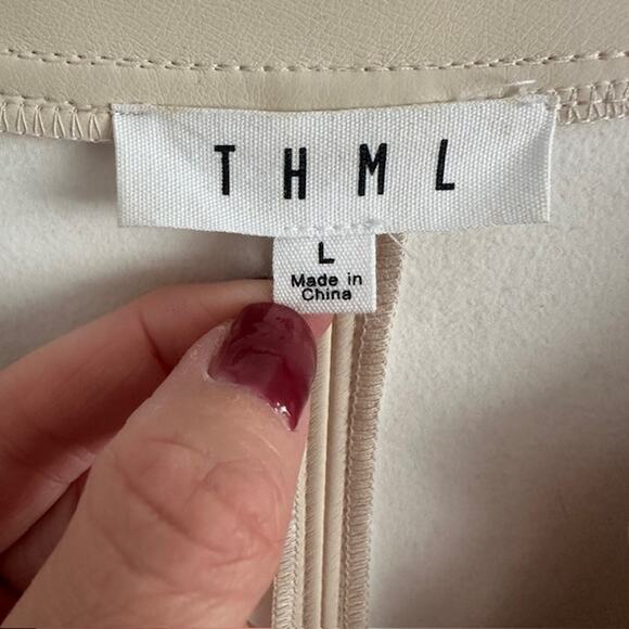 THML Faux Leather Cream Flutter Sleeve Mini Shift Style Dress Large - Picture 7 of 8
